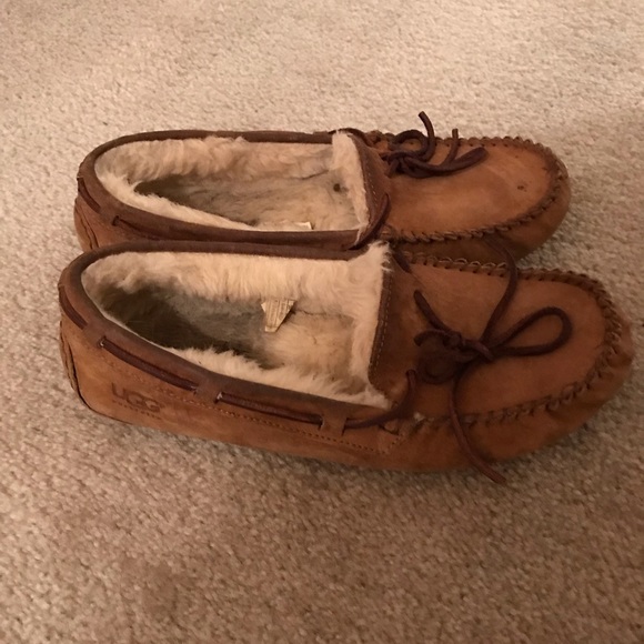 UGG Authentic Brown Loafers Size 8 - Picture 2 of 4